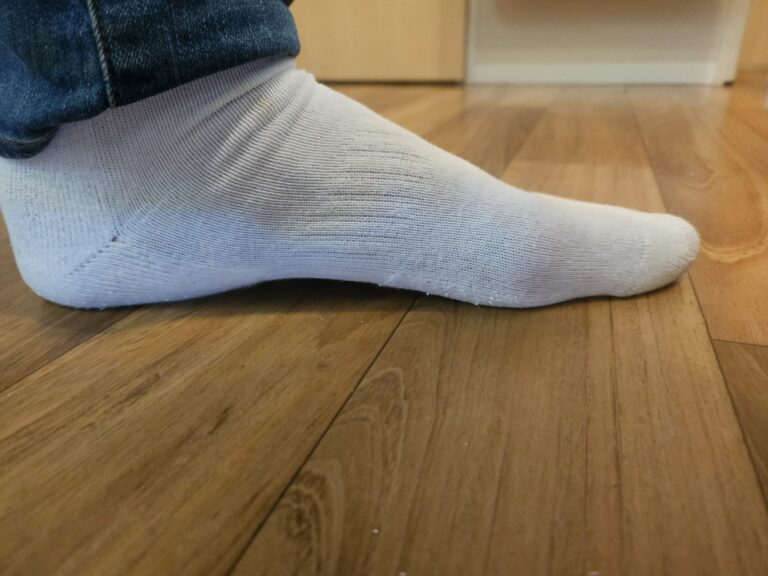 Die besten Barfußschuhe für Plattfüße – Tipps und Empfehlung